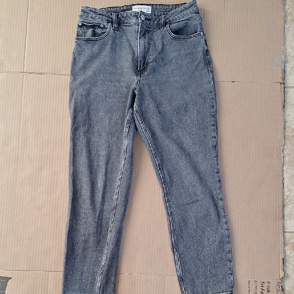 Abercrombie & Fitch Women's Gray Skinny Jeans